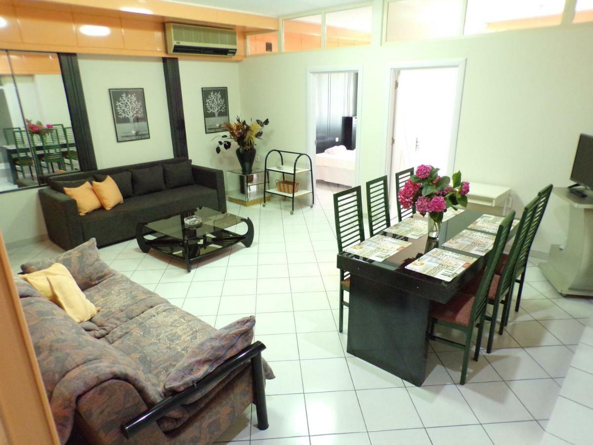 Christine'S Downtown Suites Kavala Eksteriør billede