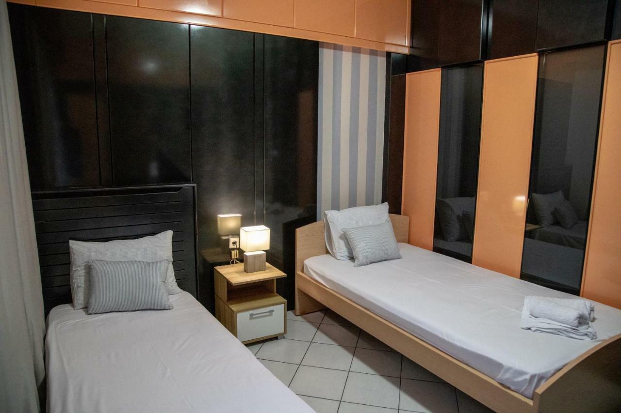 Christine'S Downtown Suites Kavala Eksteriør billede