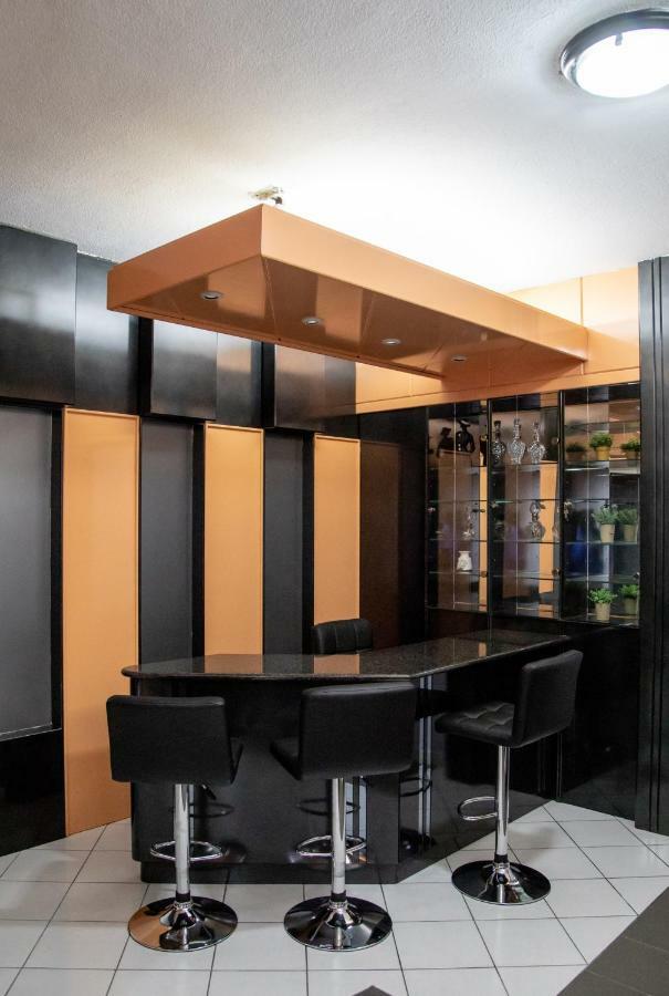 Christine'S Downtown Suites Kavala Eksteriør billede