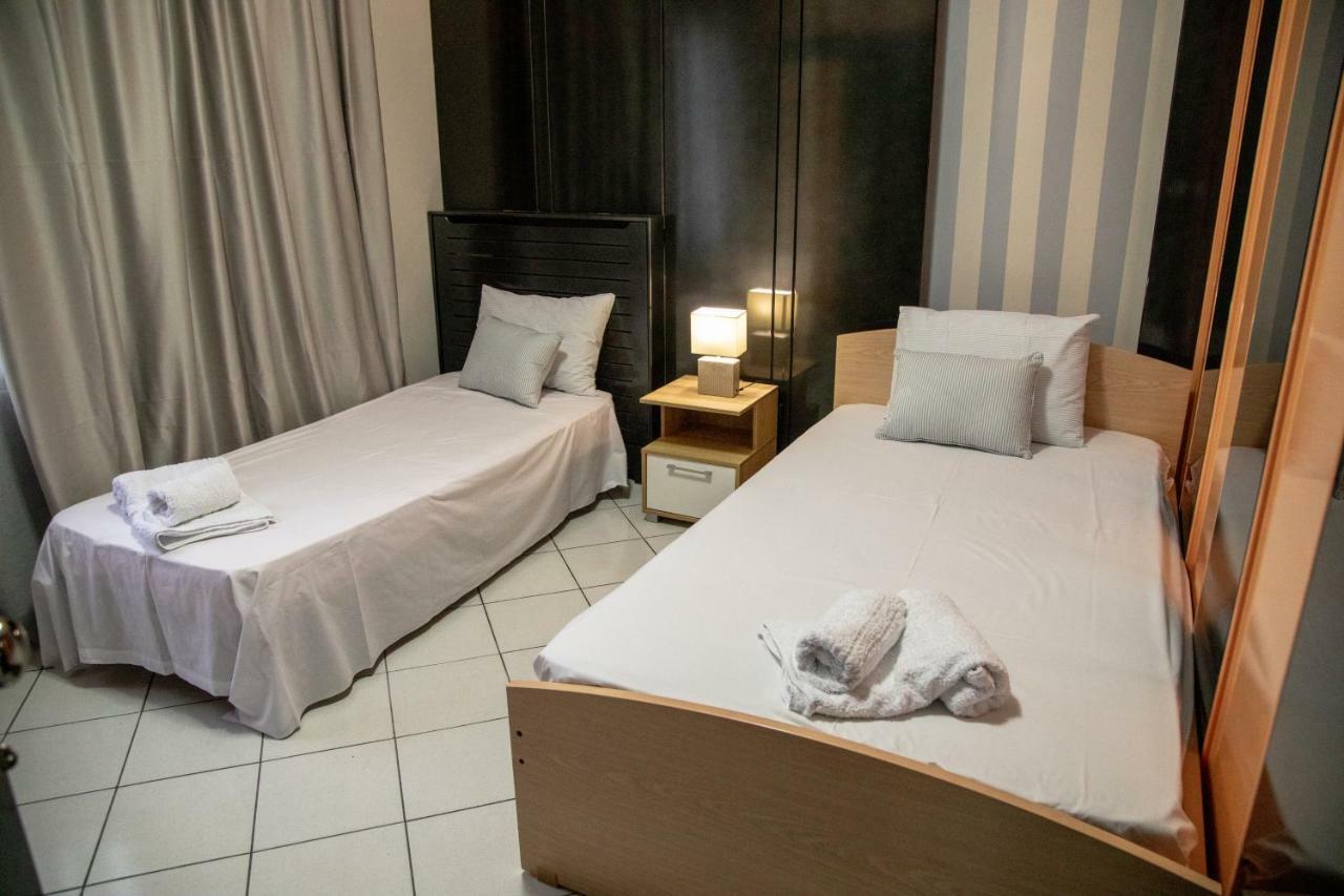 Christine'S Downtown Suites Kavala Eksteriør billede